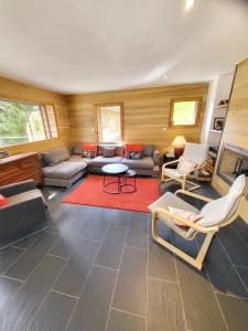 Maisons de vacances Glorious chalet 200m ski resort slopes view : photos des chambres