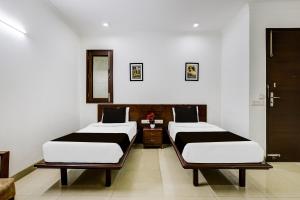 Collection O Tipsyy inn & suites 020