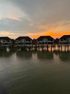 Golden Palm Tree Resort Sepang Avani