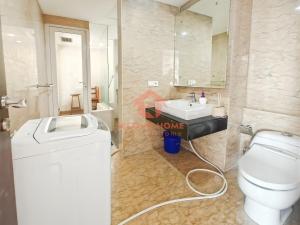 Luxury 1BR Royale Springhill Private Lift