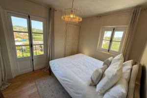 Villas Authentic Provencal Villa with Pool : photos des chambres