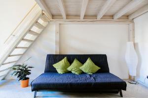 Emily Apartment self check in wifi Netflix FREE COFFEE near the Andrássy street