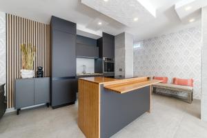 Bloom Luxe Escape - Premium 2BR