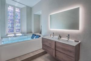 Magnifique appartement - Jacuzzi - Port de Nice