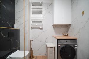 Lulu Apartments - ANNA apartament dwupokojowy 350m od plaży, parking Netflix