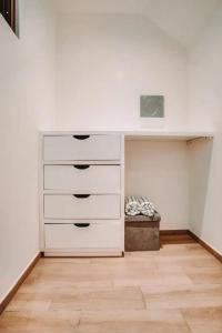 Region 15 Villa- 5 minutes to the beach!