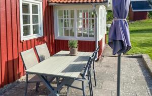 Stunning Home In Grönahög With Wifi