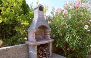 Nice Apartment In Stivan