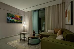 Unique Suite With Smart Entry