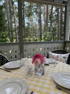 Charming Forest House, Explore Glasriket & Småland