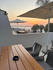 Nea Chora seaside suites