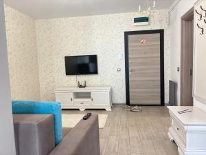 Alezzi Fancy by the Beach Pool and Spa