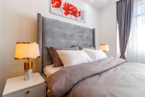 2 Bed apartment near yaya center Nairobi Kilimani 001