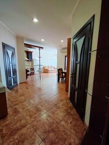 1 к возле моря Пальмира