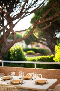 Appartements Calme et lumineux a 5min du port et des plages : photos des chambres