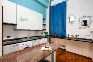 Room #1474041404