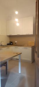 Portofino Seaview Apartment, 50 meters from the beach, free parking, air conditioning