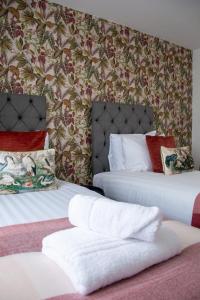 Cosy 3BR Flat With Free Parking Near Marina