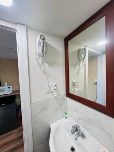Bestway Motel