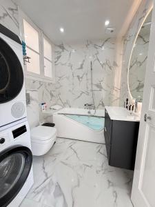 Appartements Luxe Capitol-Parking & Clim & Jacuzzi & Ascenseur : photos des chambres