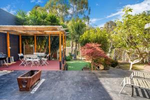 Panaromic Tree view Melbourne city