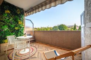 Calme et lumineux à 5min du port et des plages