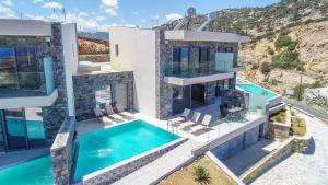 Hilltop Luxury Villas with Private Pool and Sea View