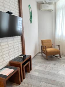 Central & Chic - Sea View