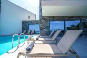 Hilltop Luxury Villas with Private Pool and Sea View