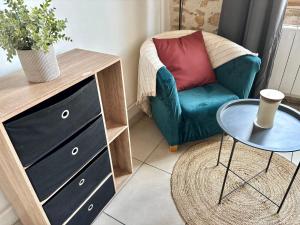 Appartements Urban-Mezza Spot - Lyon Valmy - Wi-Fi & Metro : Studio avec mezzanine