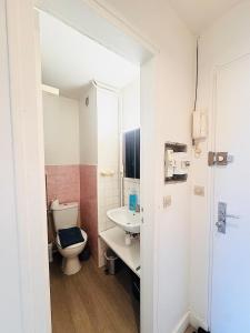 Appartements Studio pour 2 pres de la gare : photos des chambres