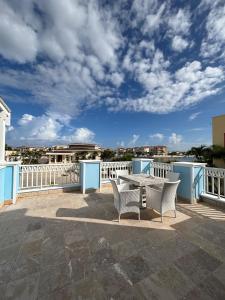 Marina view apartment in Fishing Lodge