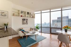 Luxe Cozy Downtown Condo 1BR with Amazing Views