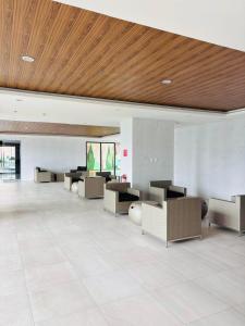 Metro Stay Grand View Tower