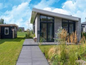 Holiday Home near Kaag Lakes - 3hvězdičkové hotely ve městě Oud-Ade