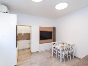 Apartment Nikolica - Two Bedroom Apartment with Terrace