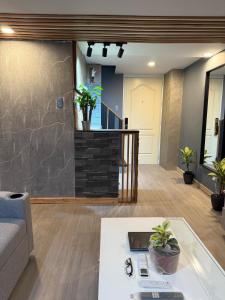 2 bedroom loft type with 2 baths Near Rockwell