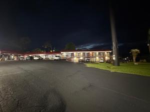 Lake Marion Inn