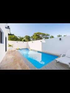 Ultimate Retreat with Pool & Beach Vibes