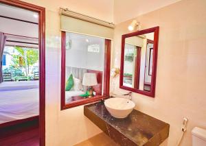 Santa Resort Phú Quốc