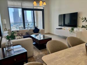 The Greendoor Downtown - Burj view