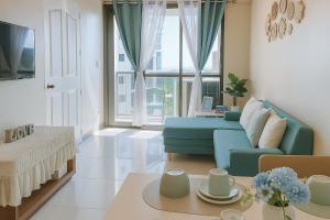 Mactan Newtown Seaview Condo by Cebu Pigmom