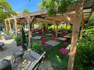 Campings Chalet PMR avec Terrasse - 4 Pers, 2 Chambres - API-1-52-596 : photos des chambres