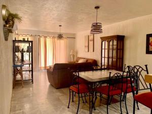 Villa en Marinaterra en seguida de Marina San Carlos