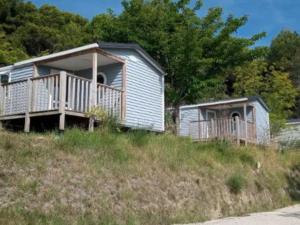 Campings Mobil home cosy avec terrasse pour 4 a Venterol - API-1-52-533 : Mobile Home