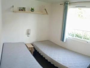 Campings Mobil home cosy avec terrasse pour 4 a Venterol - API-1-52-533 : photos des chambres