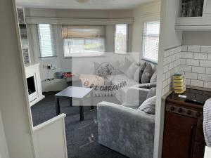 E & L Caravan Retreat