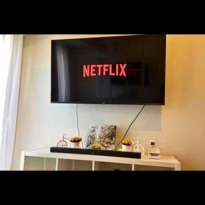 Place To Stay Near US Embassy Front Of Manila Bay