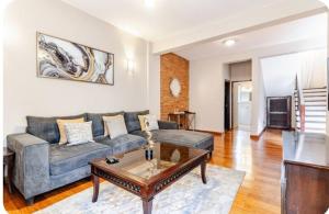 Contemporary 2 bedroom furnished serviced apartment in Lavington Nairobi