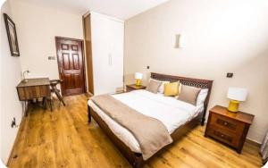 Contemporary 2 bedroom furnished serviced apartment in Lavington Nairobi